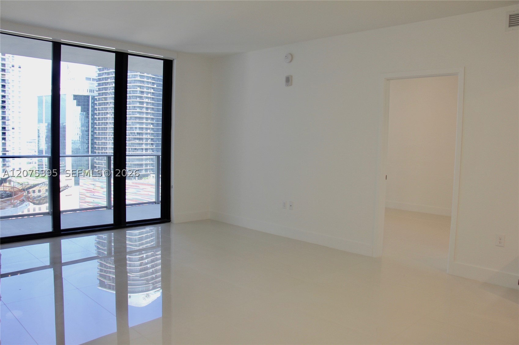 1010 Brickell Ave #2009 Miami, FL 33131