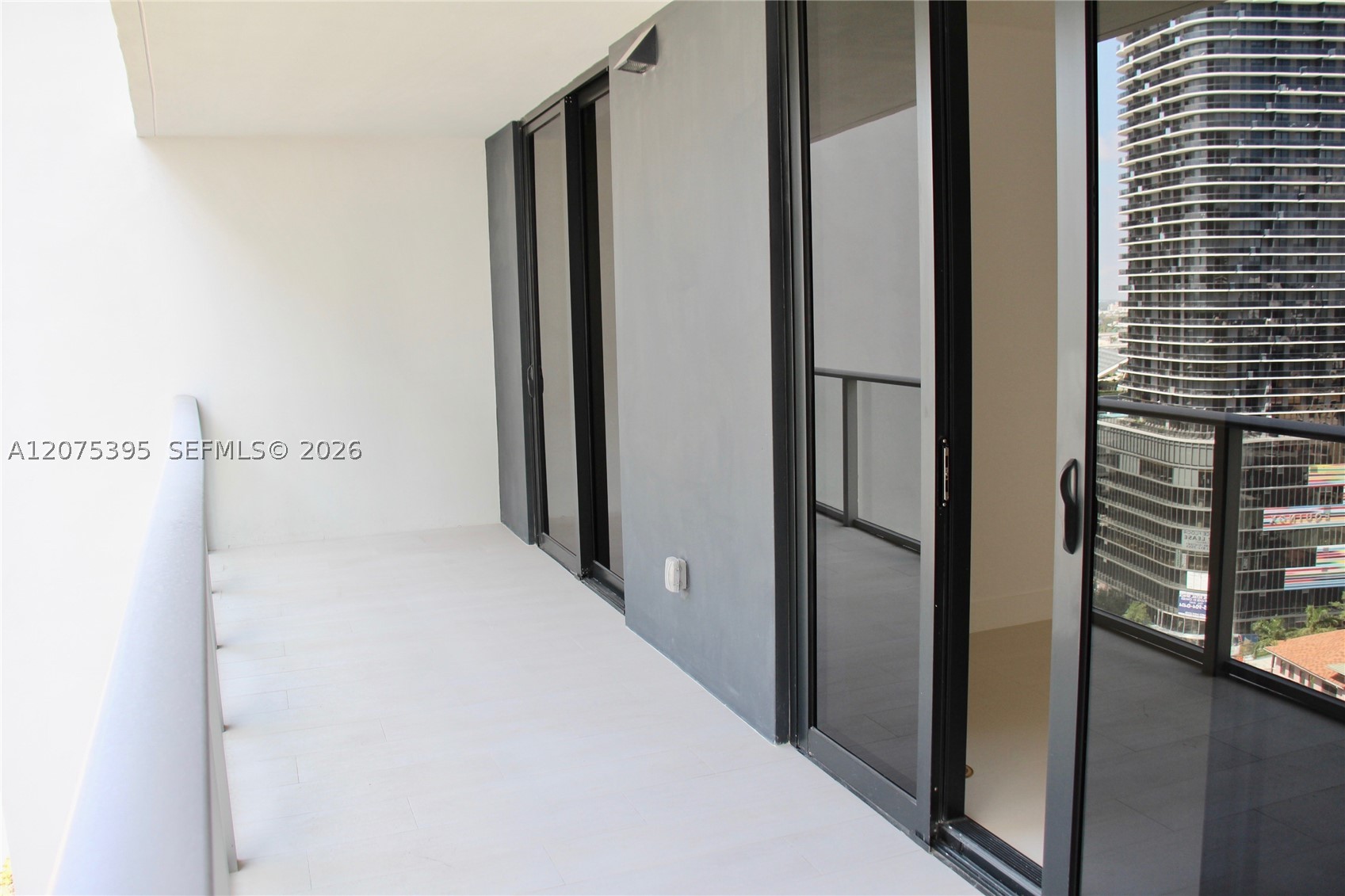 1010 Brickell Ave #2009 Miami, FL 33131