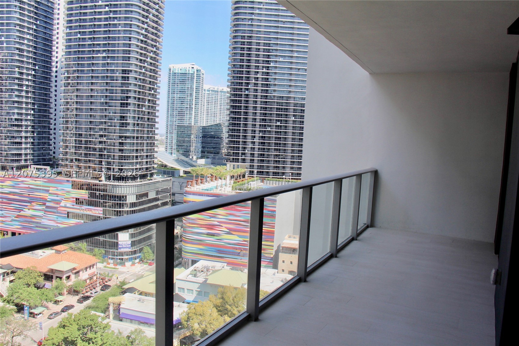 1010 Brickell Ave #2009 Miami, FL 33131