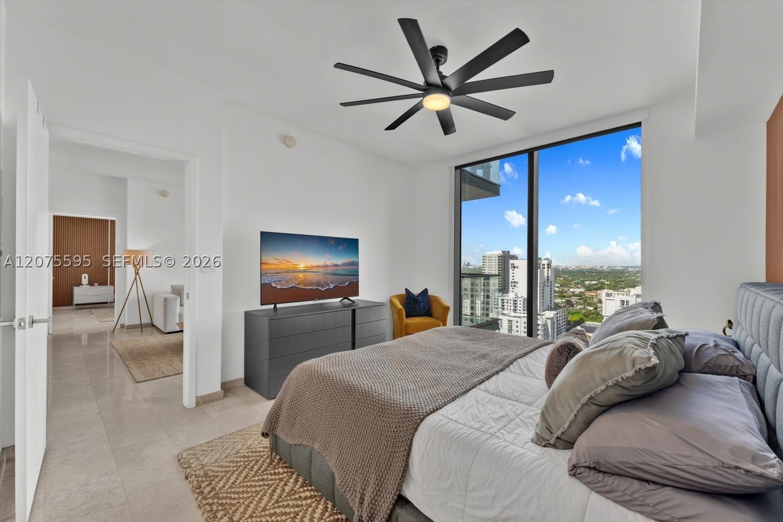 88 SW 7th St #2204 Miami, FL 33130