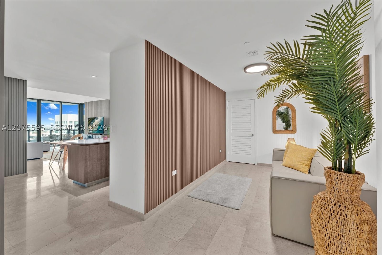 88 SW 7th St #2204 Miami, FL 33130