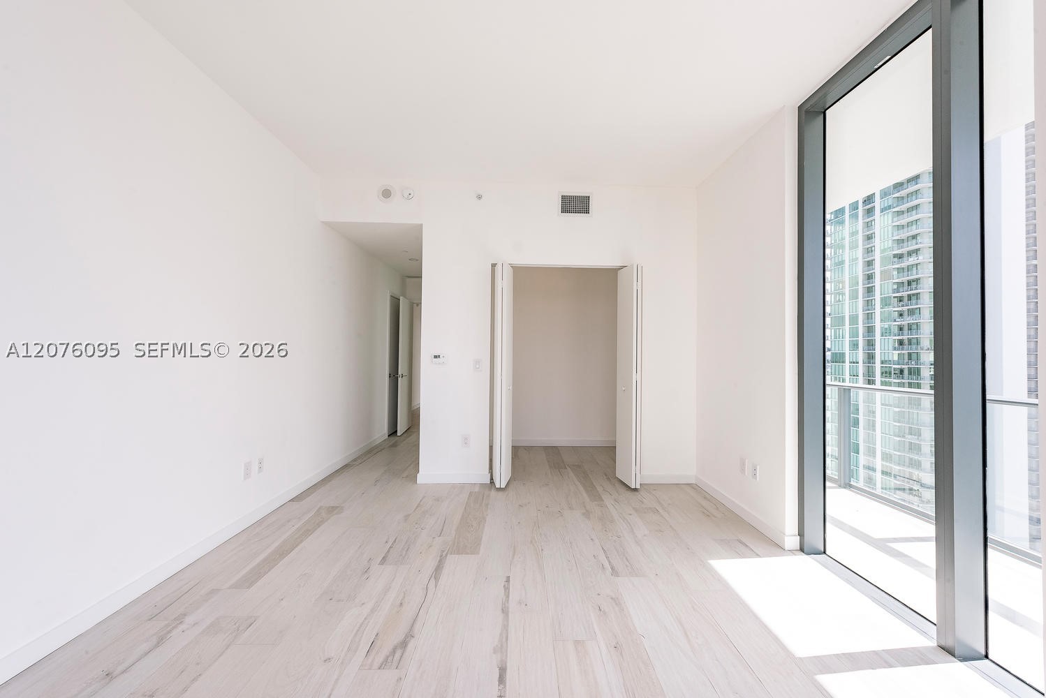 480 NE 31st St #2101 Miami, FL 33137