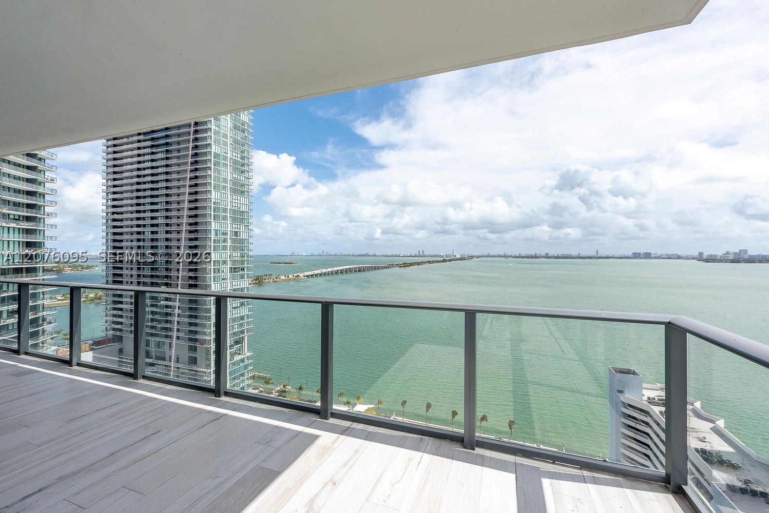 480 NE 31st St #2101 Miami, FL 33137
