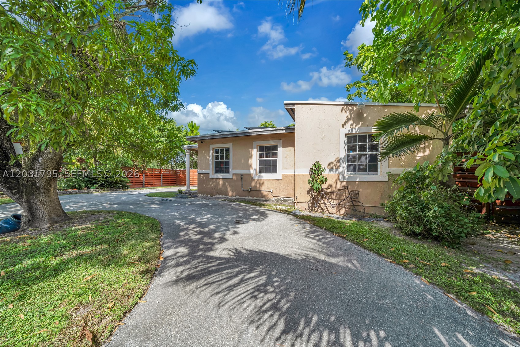 6401 SW 63rd Ct South Miami, FL 33143