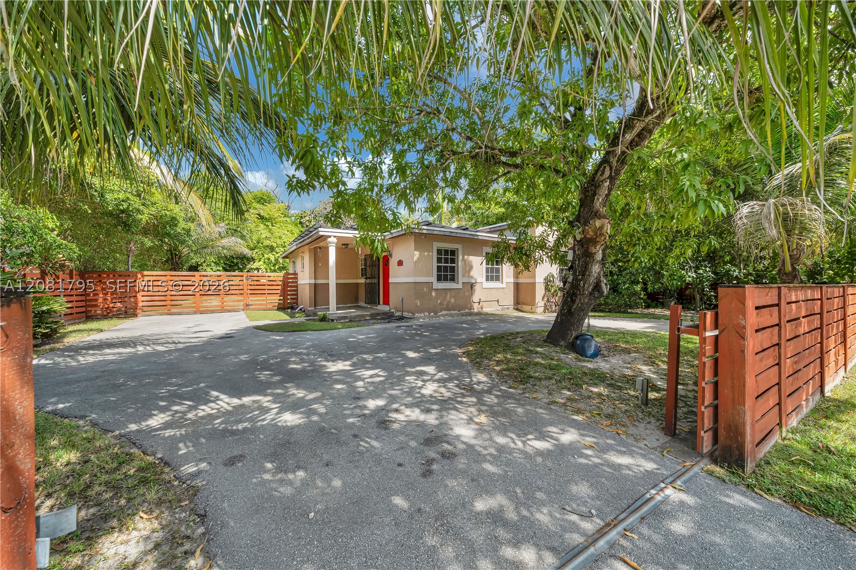 6401 SW 63rd Ct South Miami, FL 33143