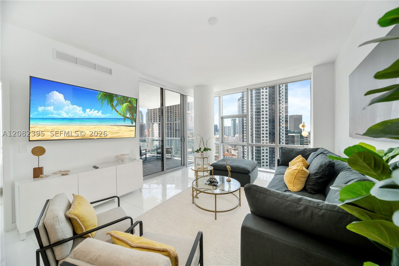 851 NE 1st Ave #2011