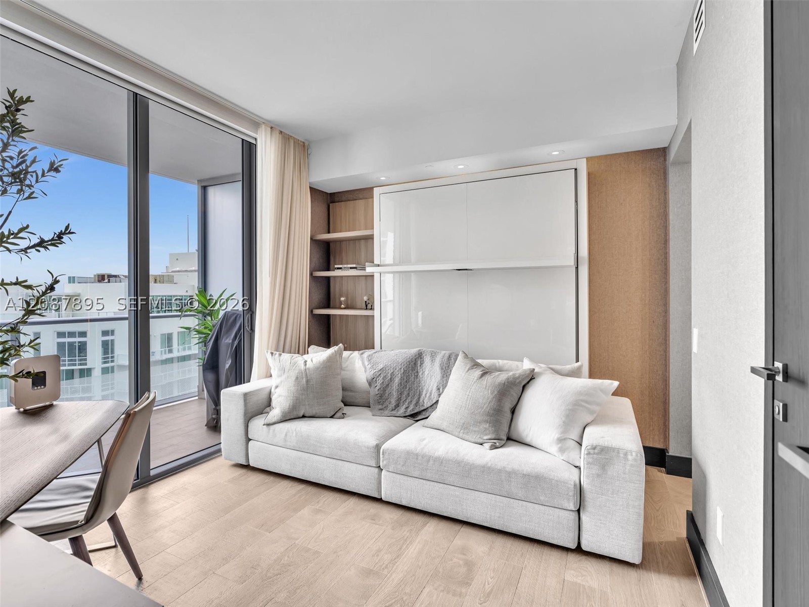 image Brickell House18