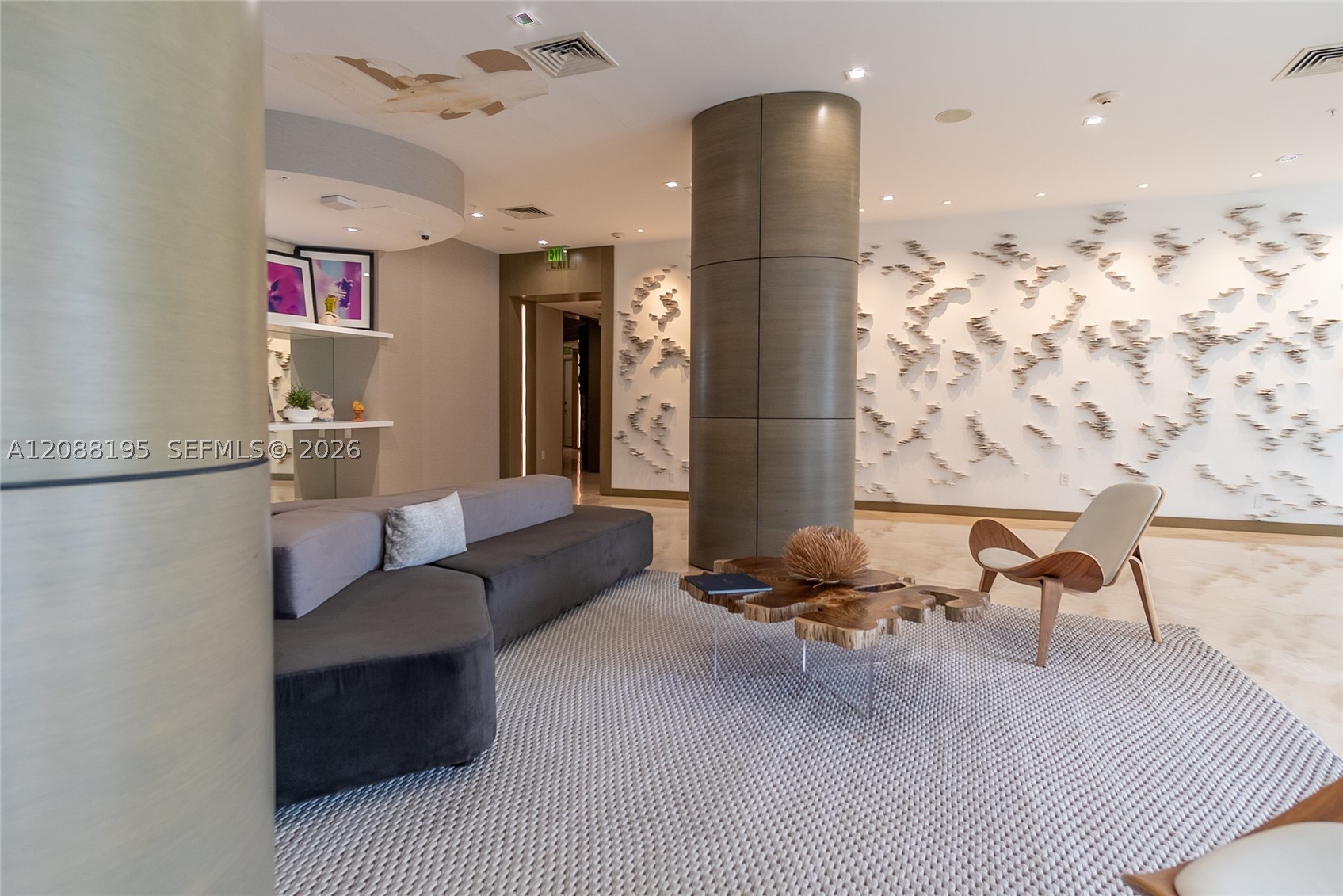 image Harbour House3