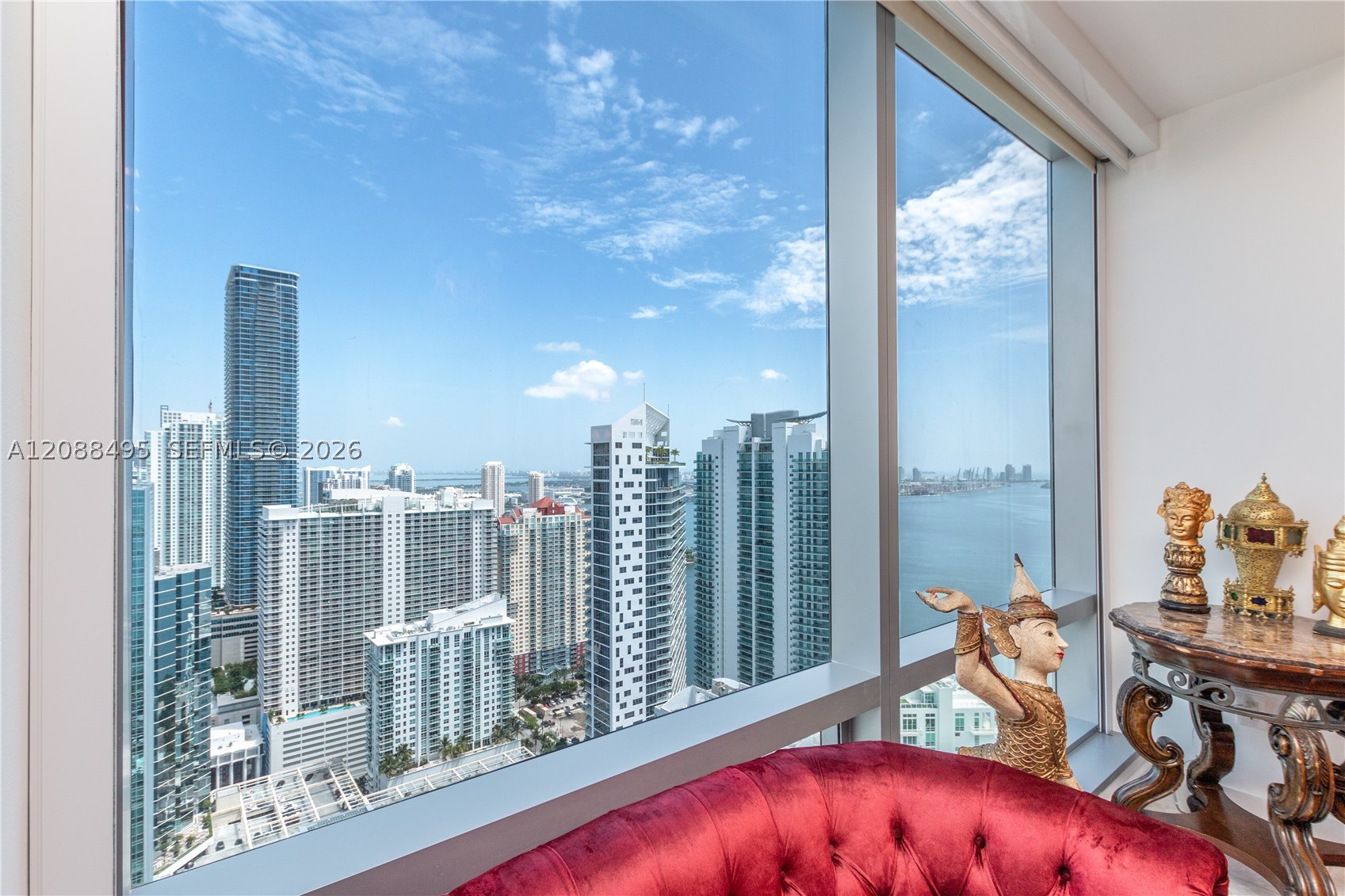 image Four Seasons Residences Miami14