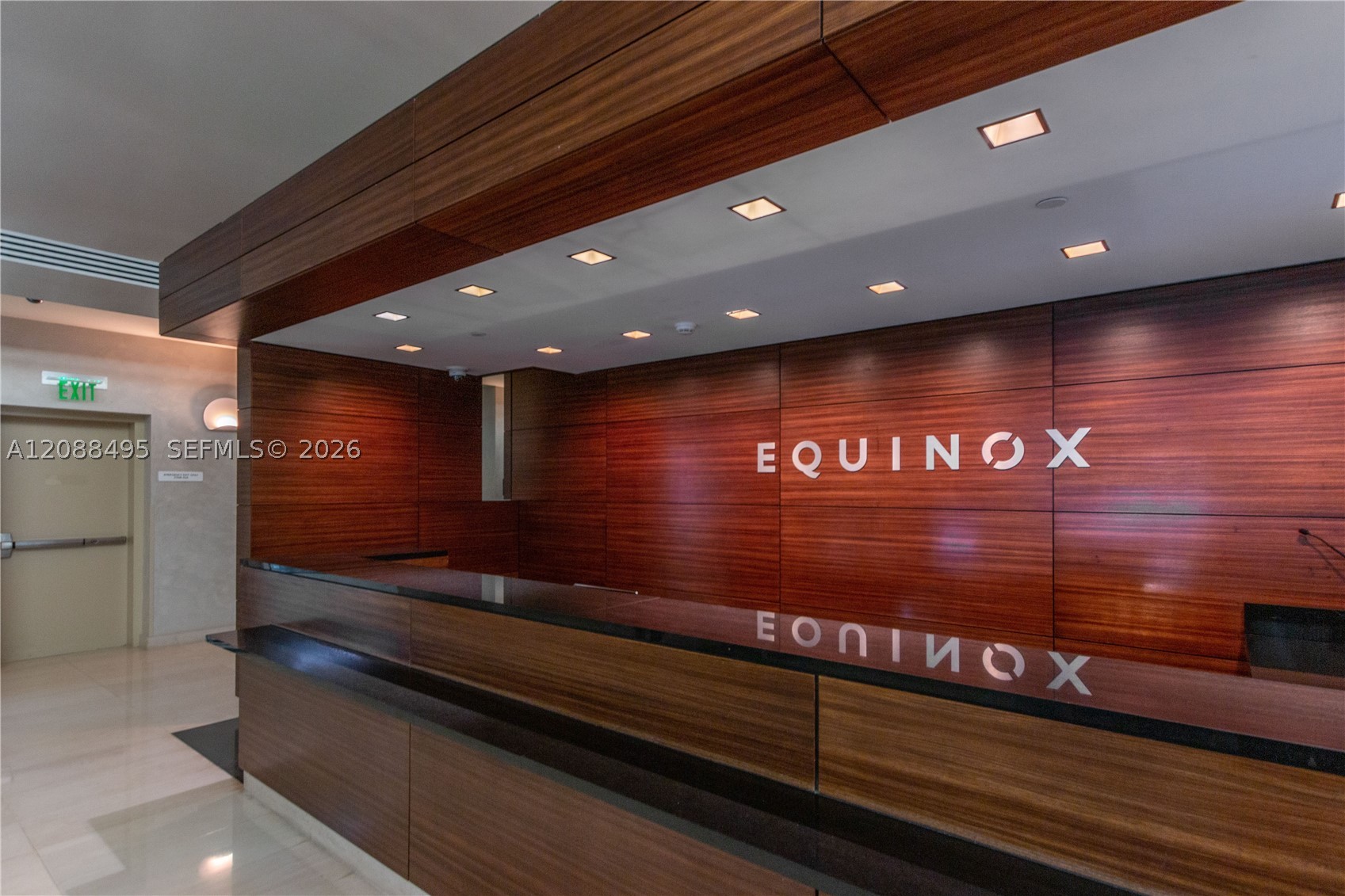image Four Seasons Residences Miami33