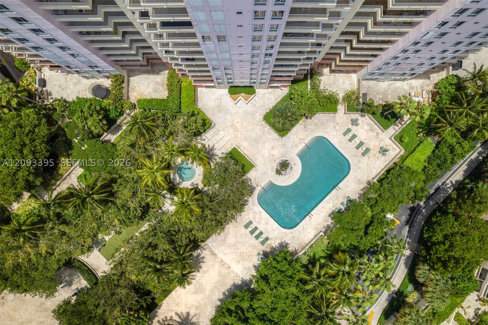 781 Crandon Blvd #401 Key Biscayne, FL 33149