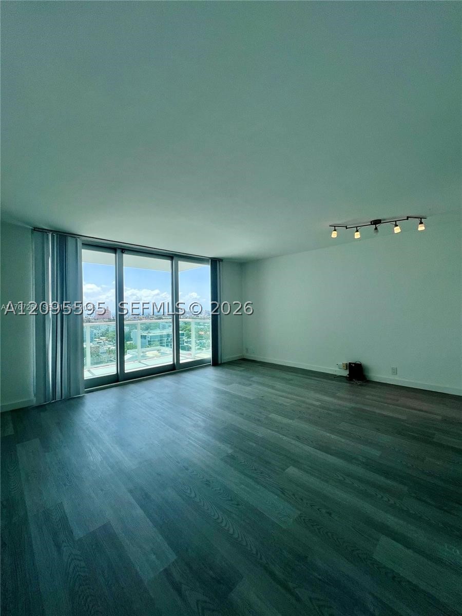 1000 West Ave #1431