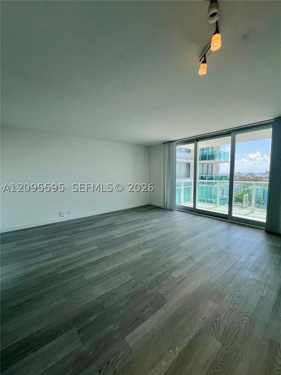 image Mirador 1000 (South Tower)2