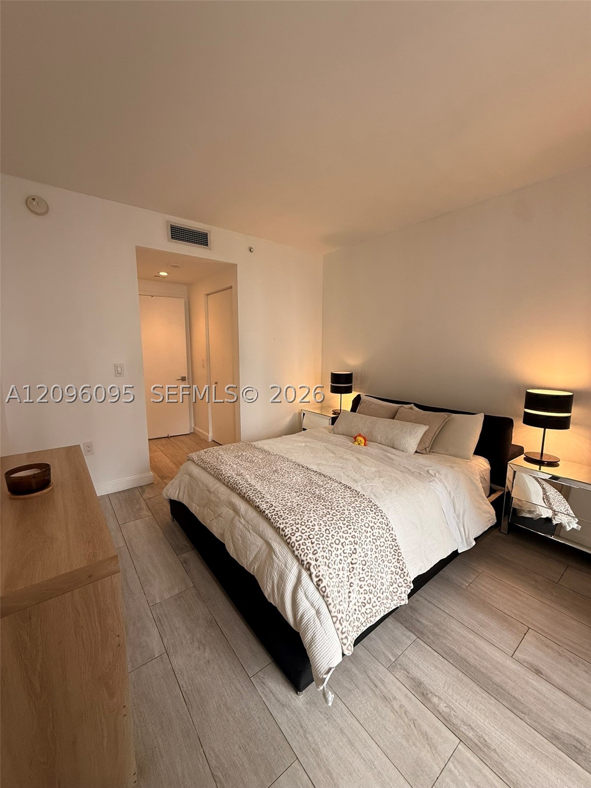 image Brickell Heights West10