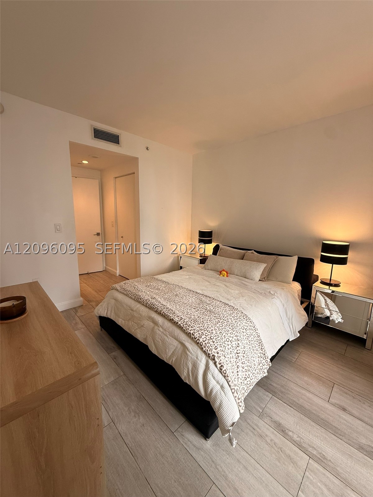 image Brickell Heights West11