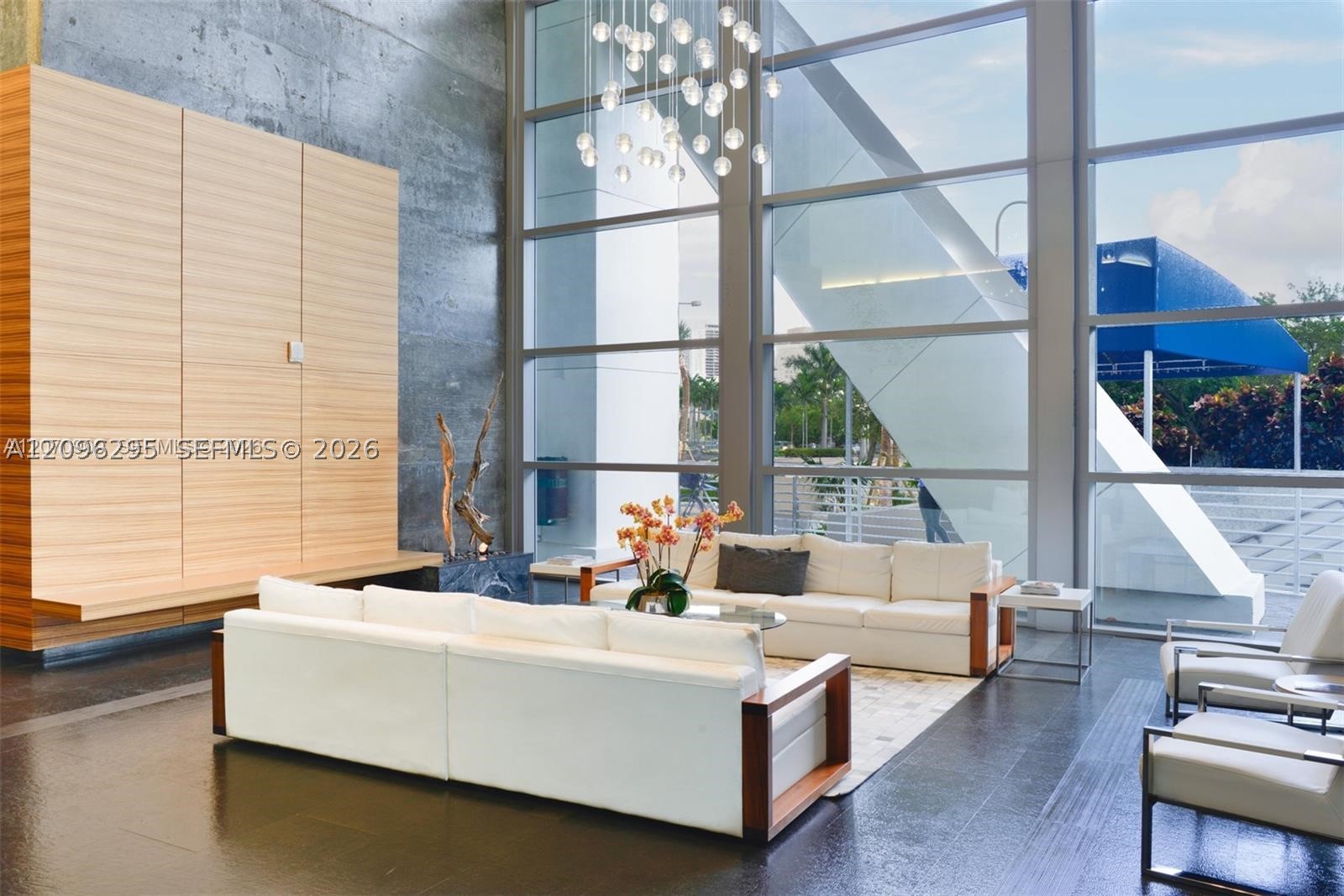image Marina Blue31