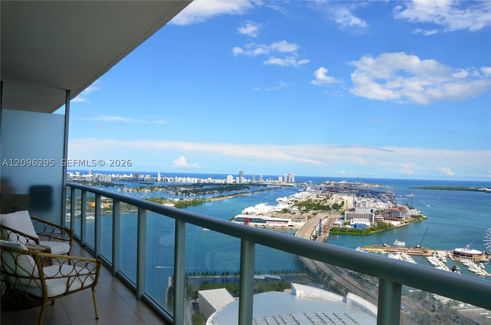 image Marina Blue34