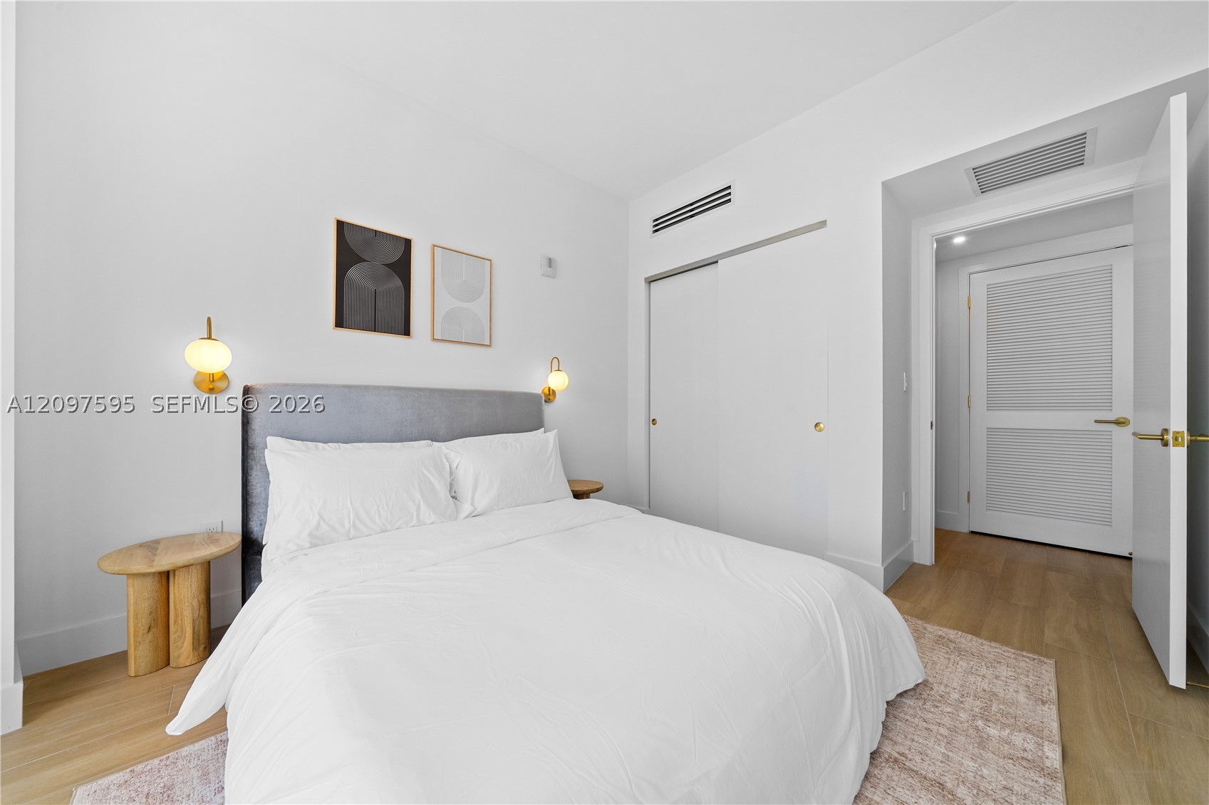 90 NE 32nd #527 Miami, FL 33137