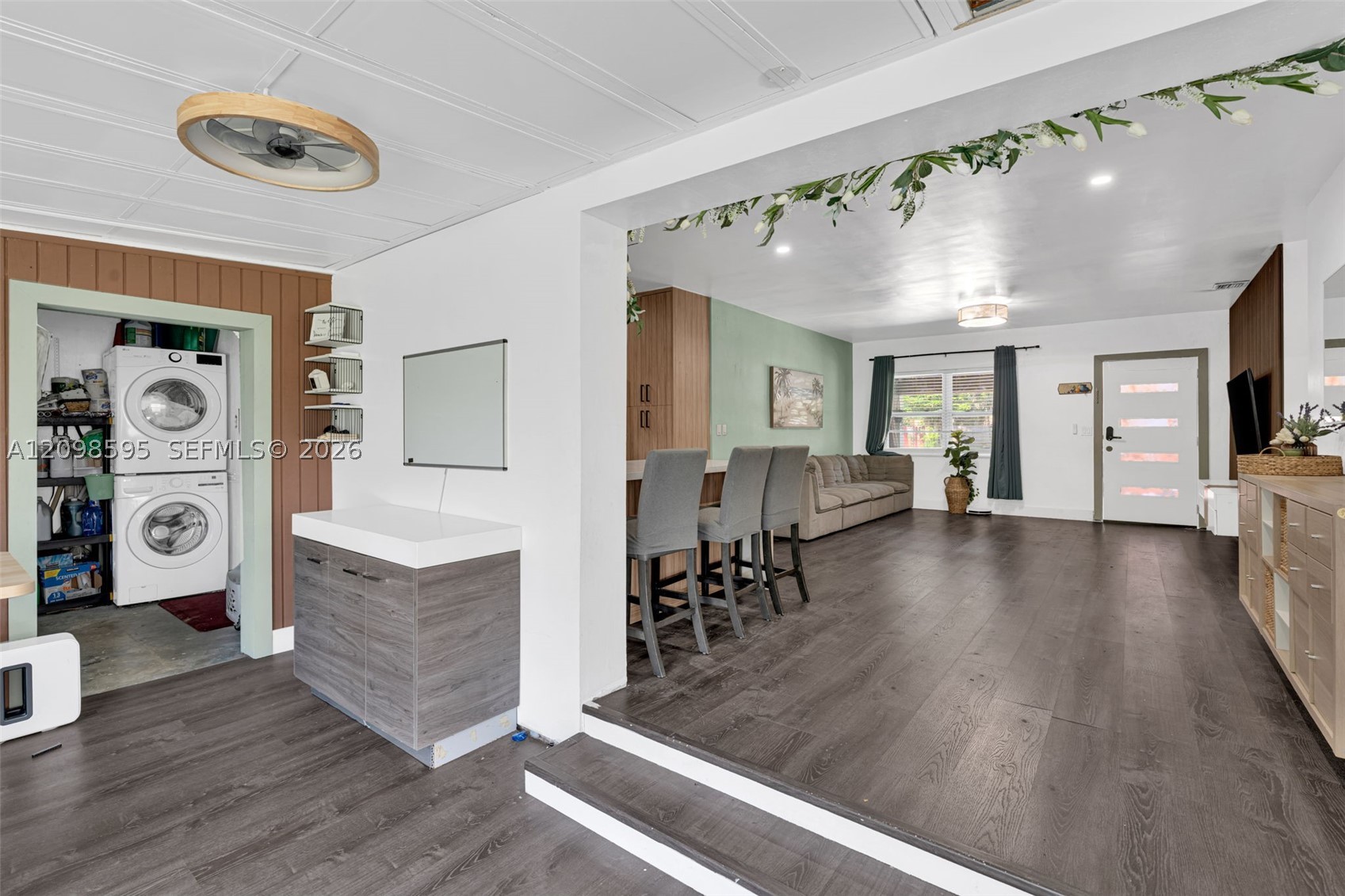 441 E Evanston Cir Fort Lauderdale, FL 33312