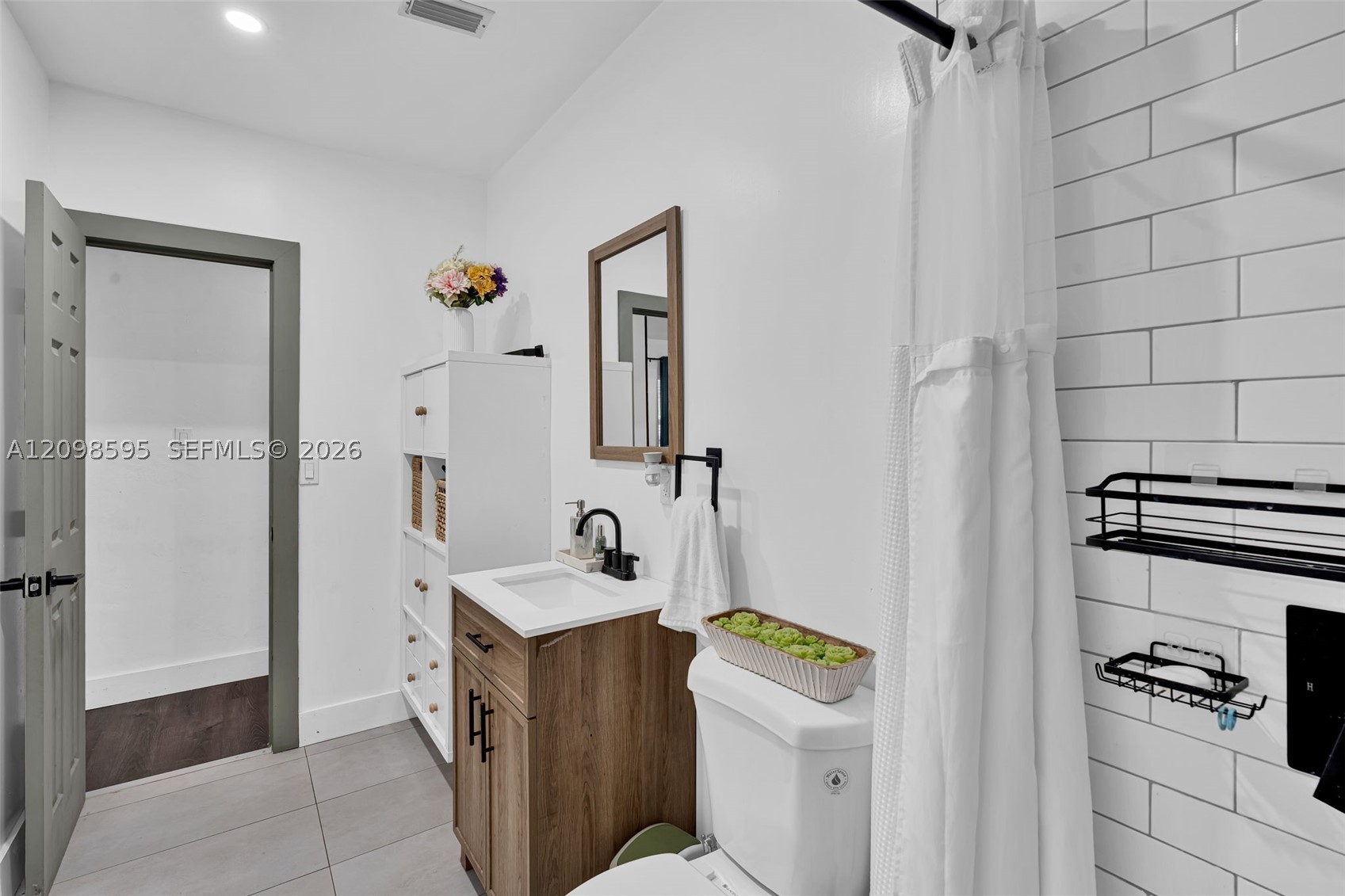 441 E Evanston Cir Fort Lauderdale, FL 33312