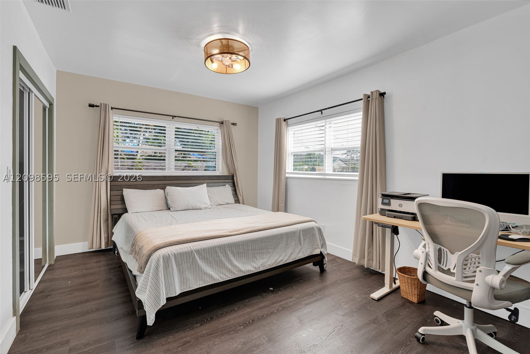 441 E Evanston Cir Fort Lauderdale, FL 33312