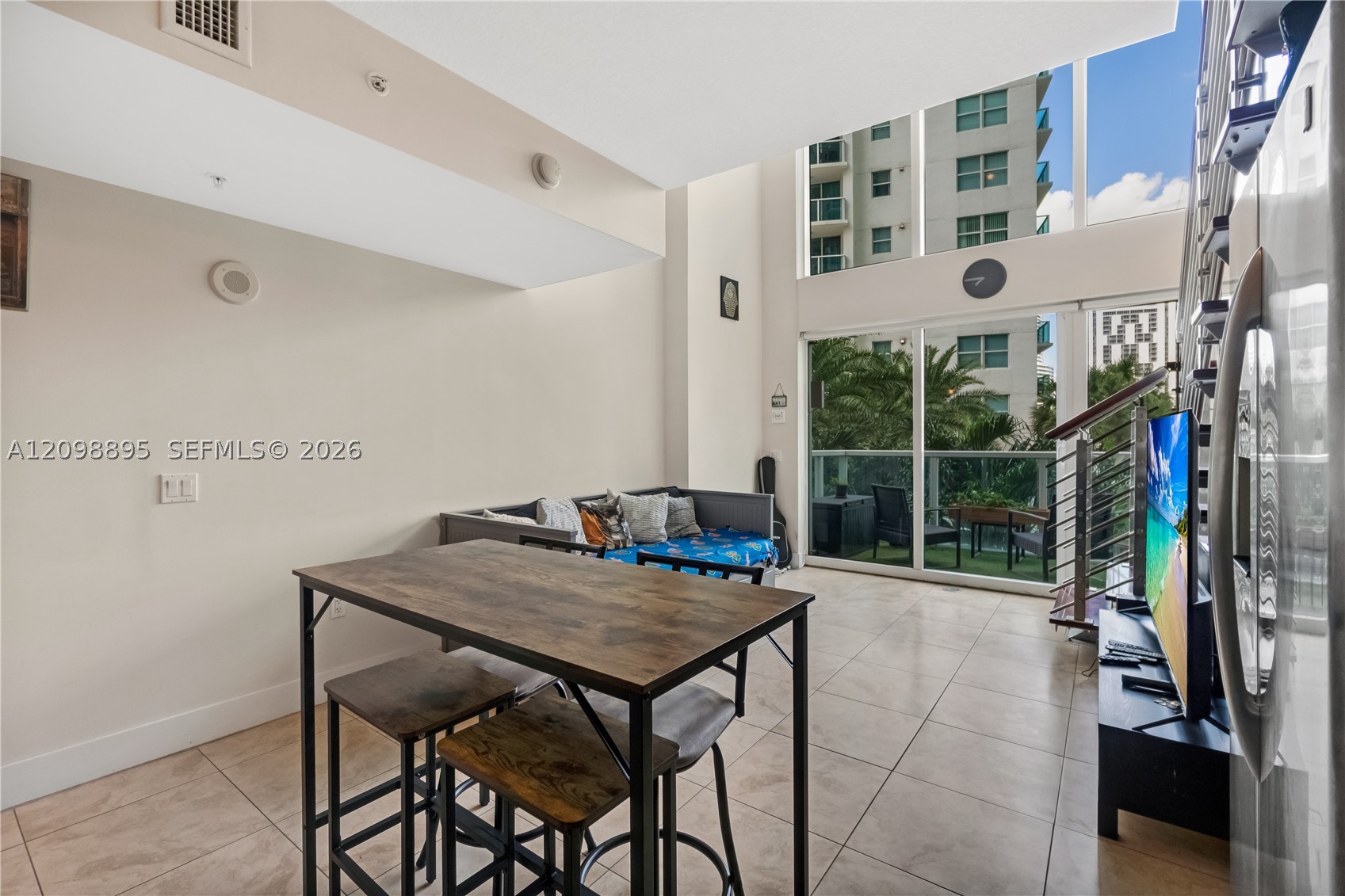 image Brickell on the River South25