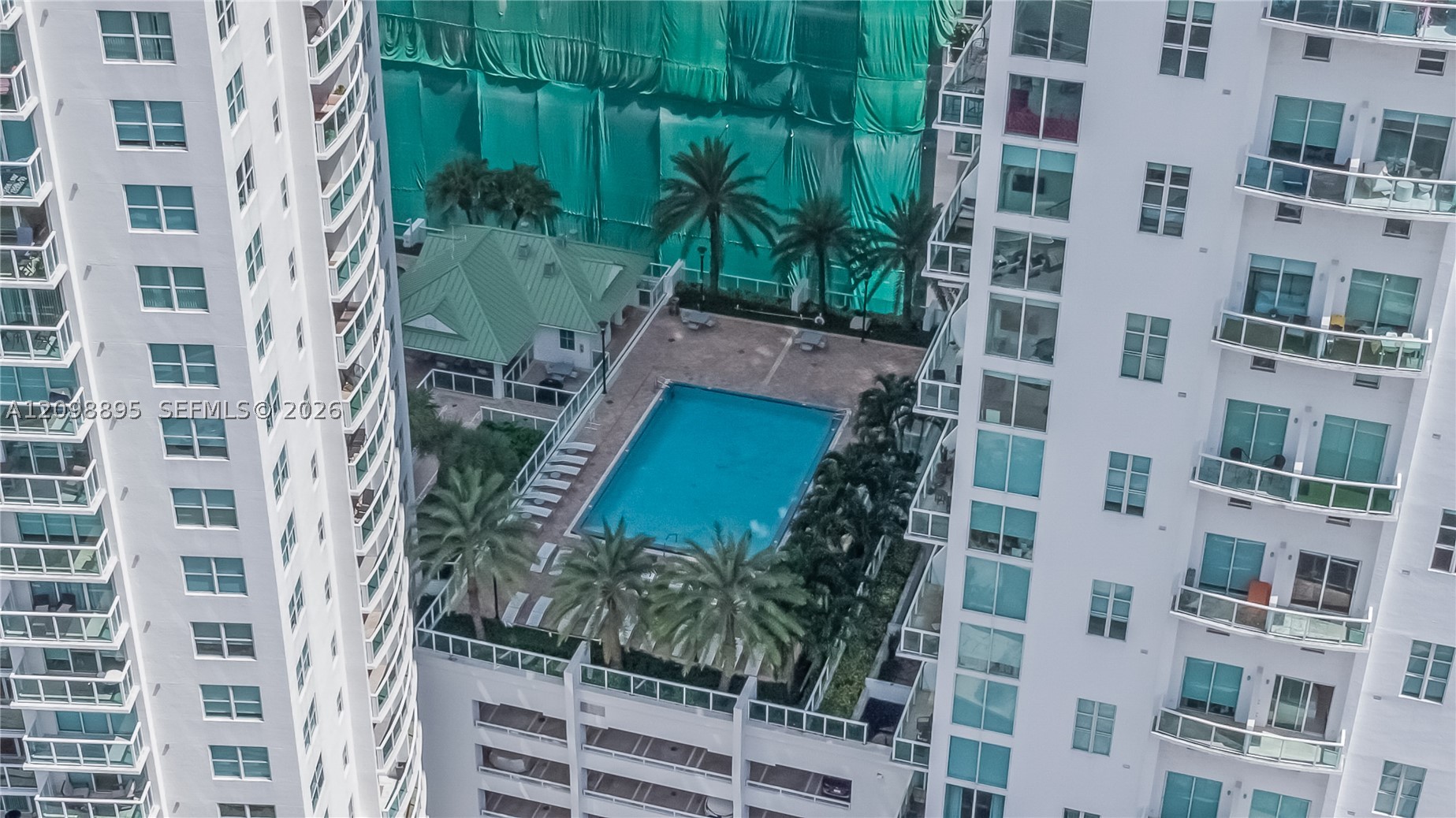 image Brickell on the River South42