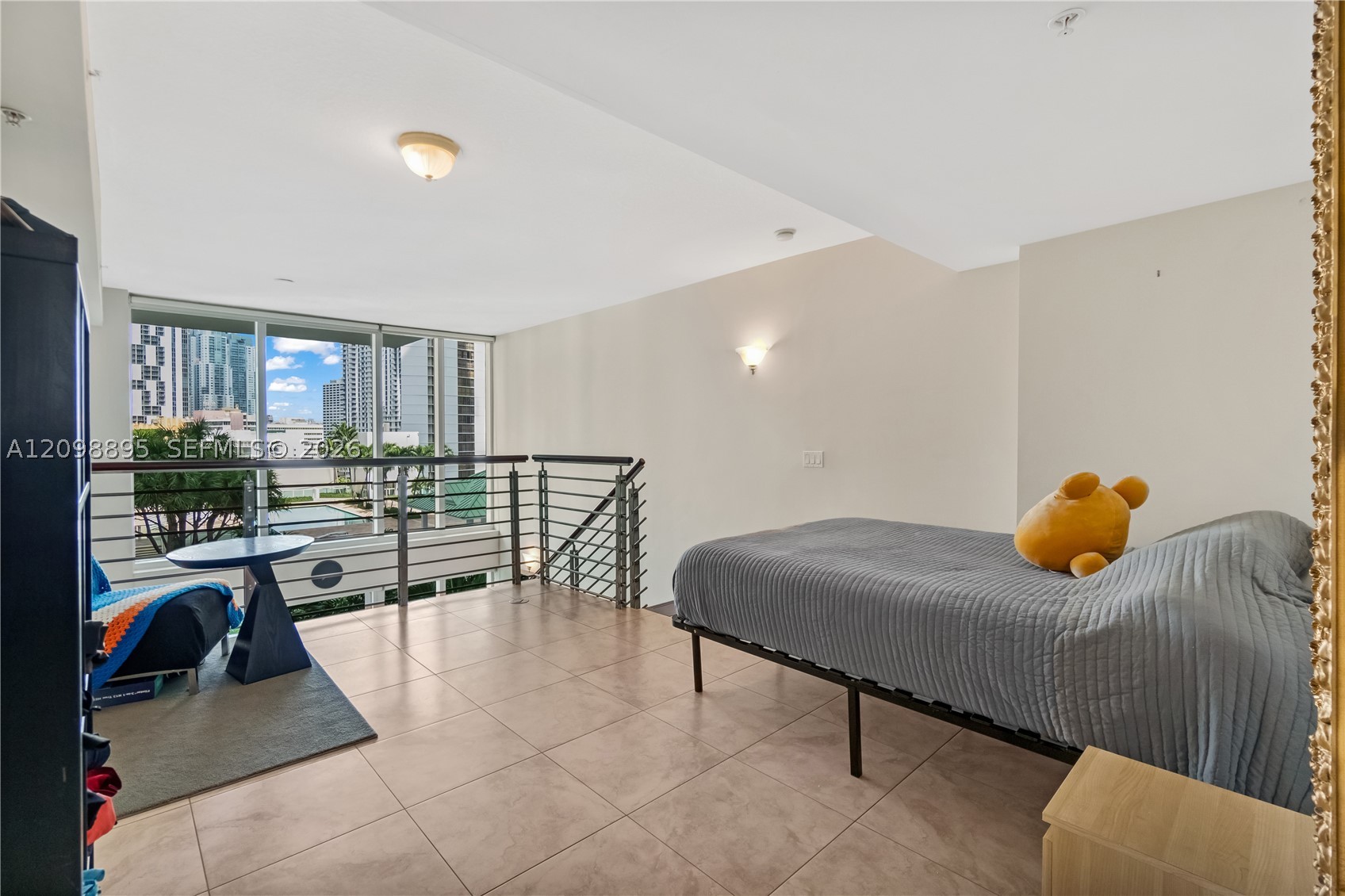 image Brickell on the River South7