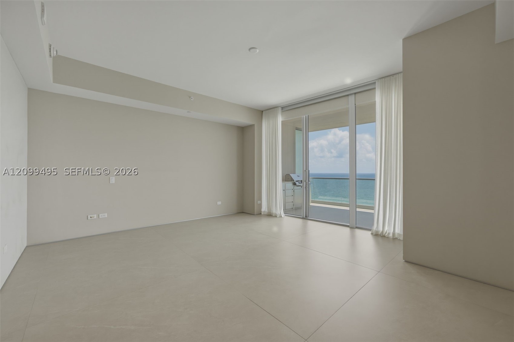 image Turnberry Ocean Club13
