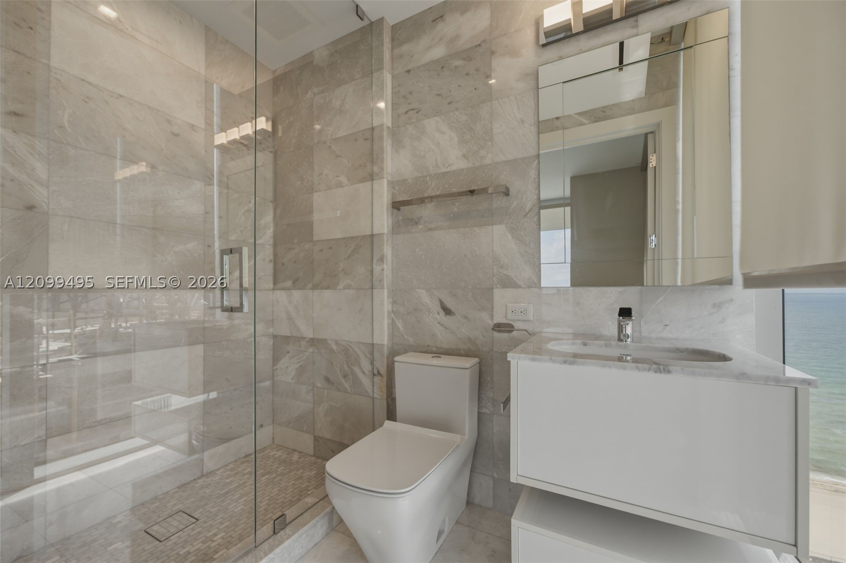 image Turnberry Ocean Club21