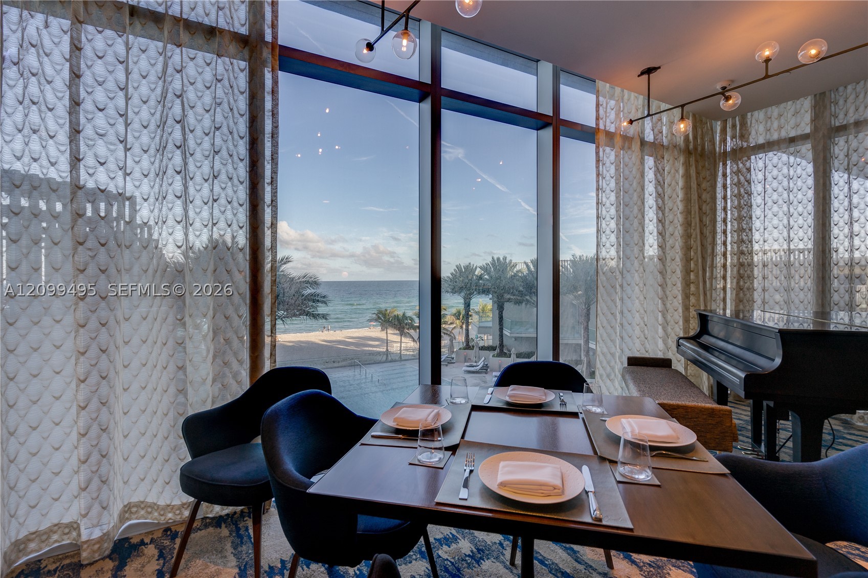 image Turnberry Ocean Club48