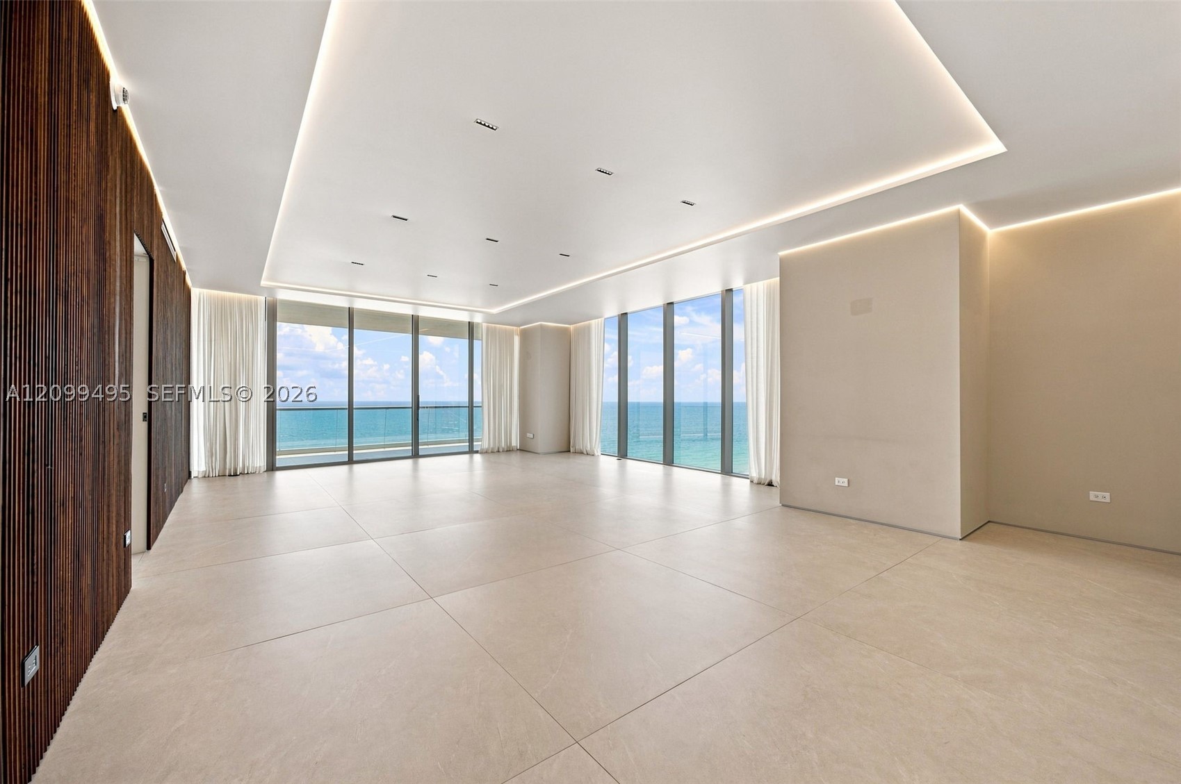 image Turnberry Ocean Club5