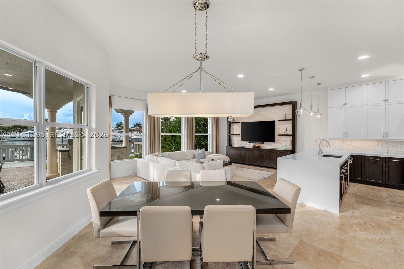 1426 Commodore Way Hollywood, FL 33019