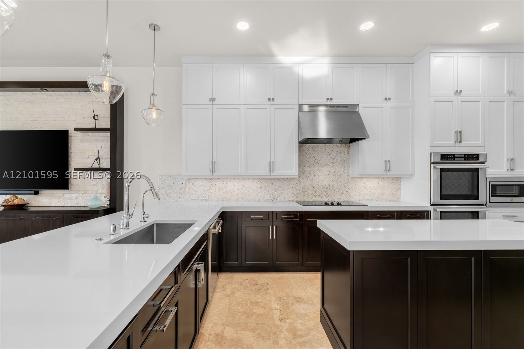 1426 Commodore Way Hollywood, FL 33019