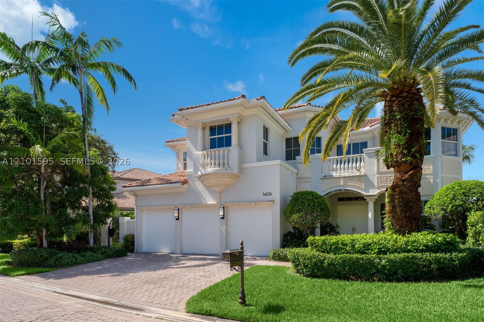 1426 Commodore Way Hollywood, FL 33019