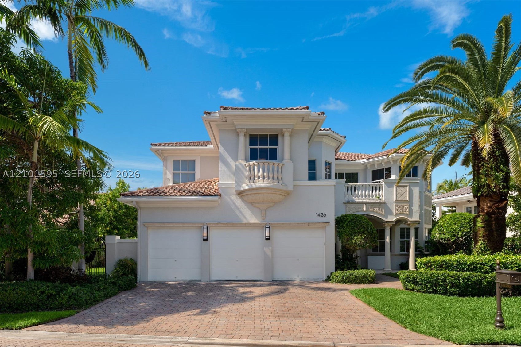 1426 Commodore Way Hollywood, FL 33019