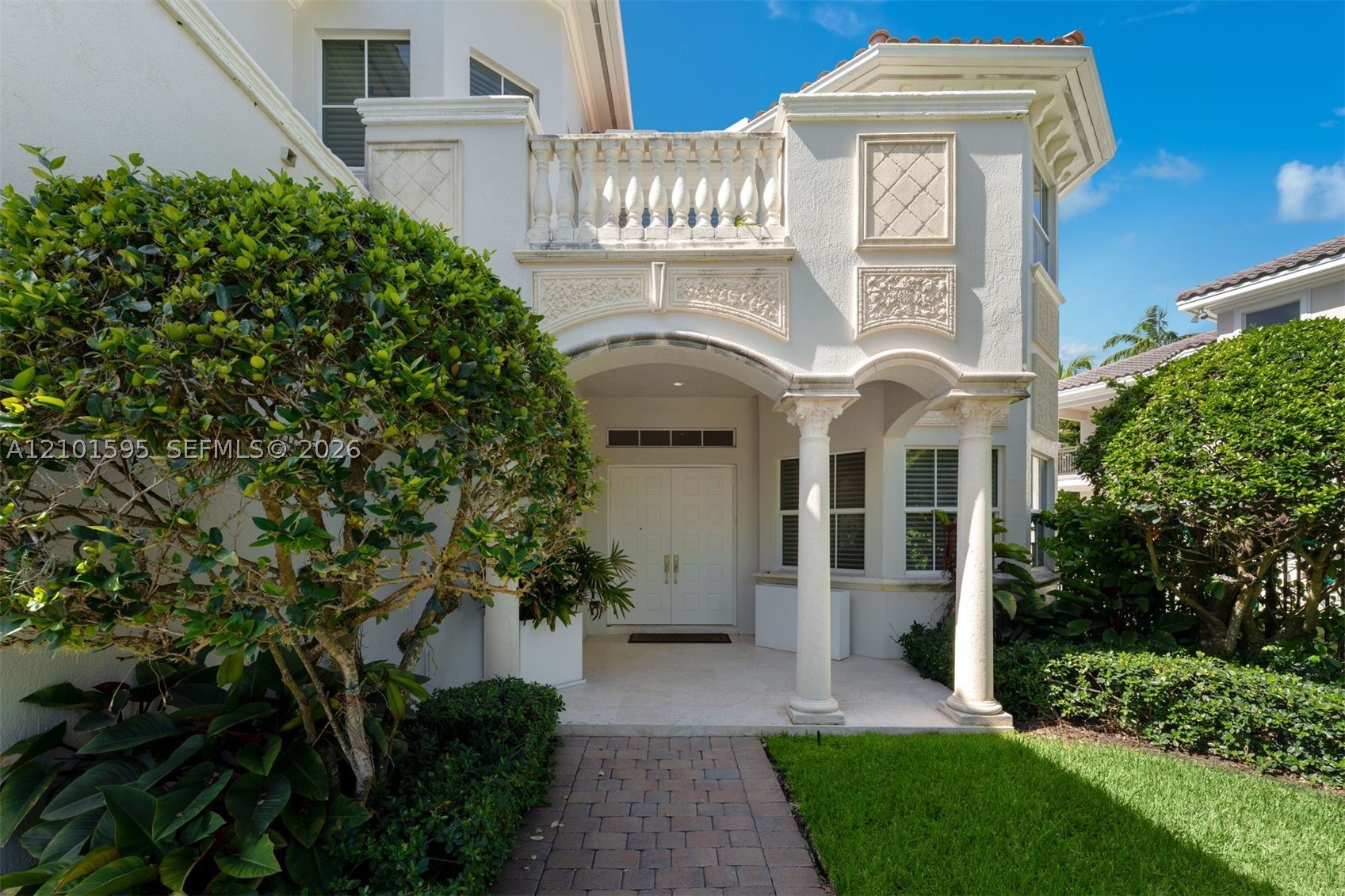 1426 Commodore Way Hollywood, FL 33019