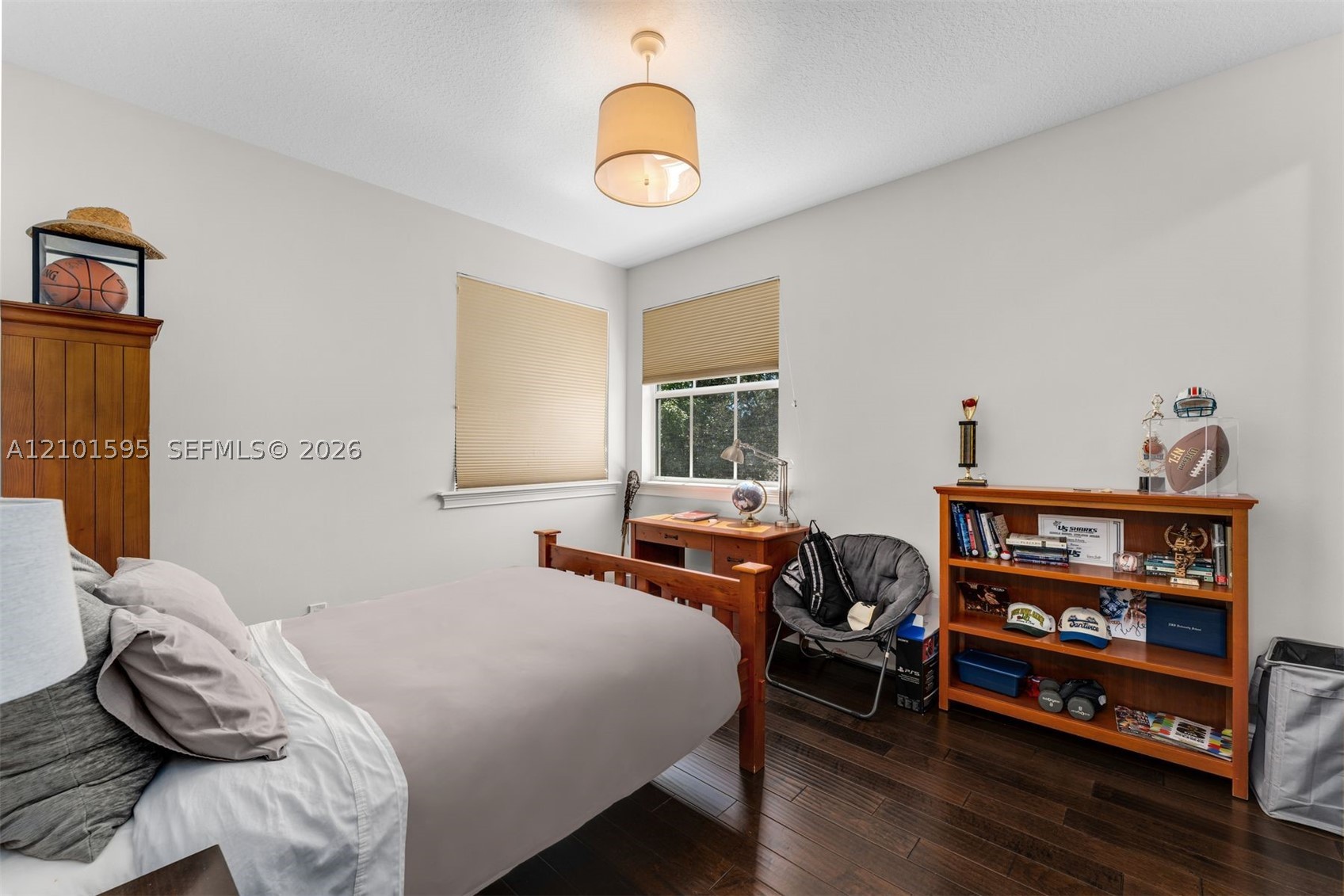 1426 Commodore Way Hollywood, FL 33019