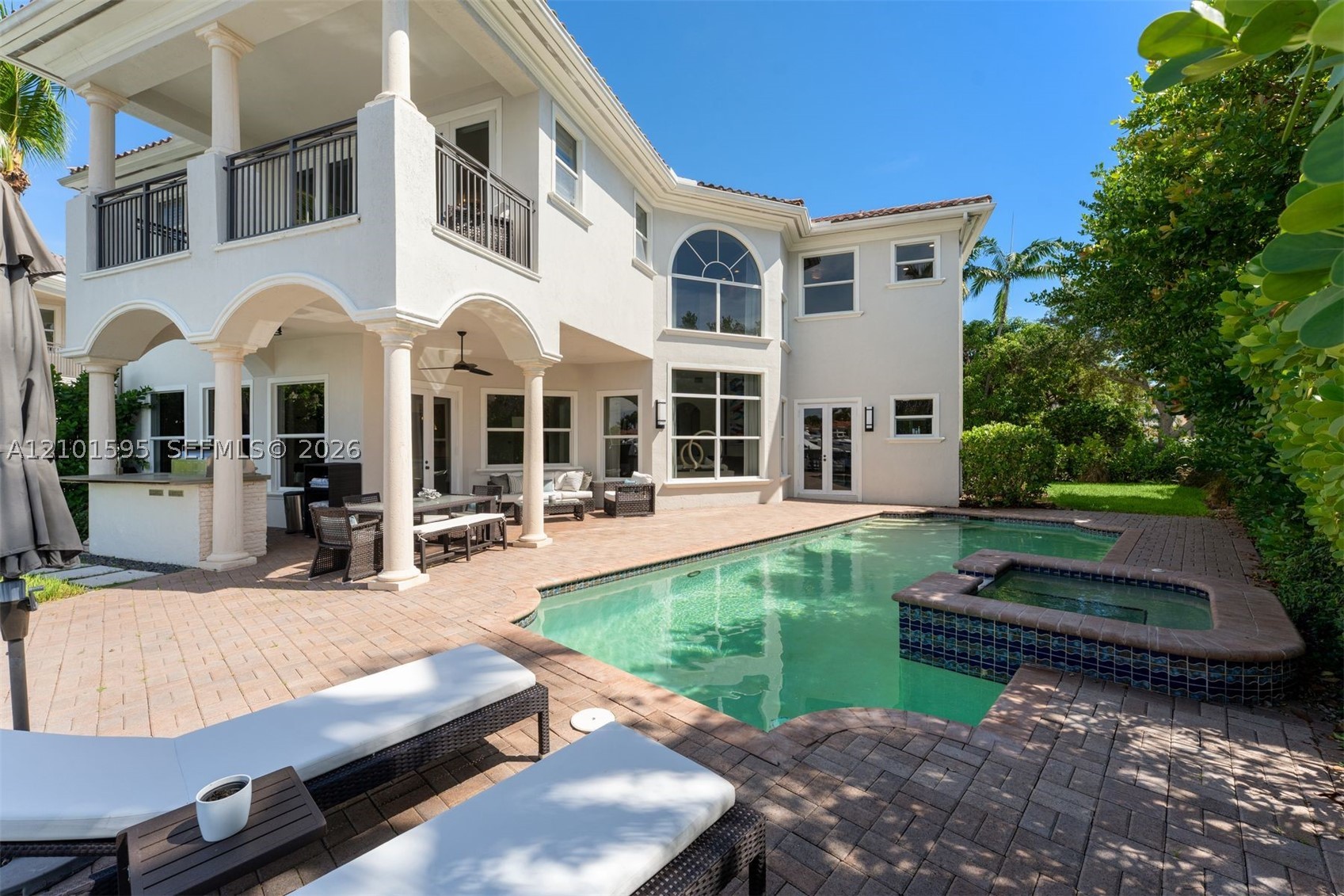 1426 Commodore Way Hollywood, FL 33019