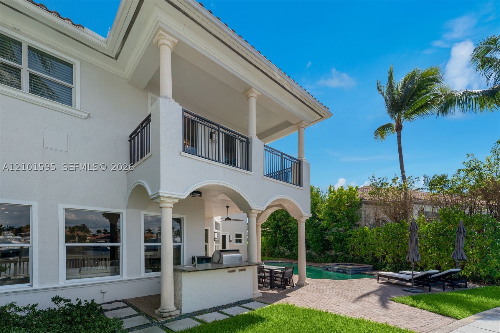 1426 Commodore Way Hollywood, FL 33019
