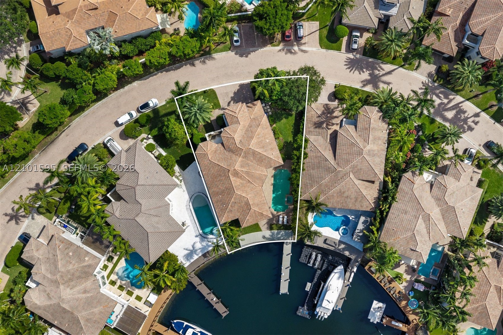 1426 Commodore Way Hollywood, FL 33019