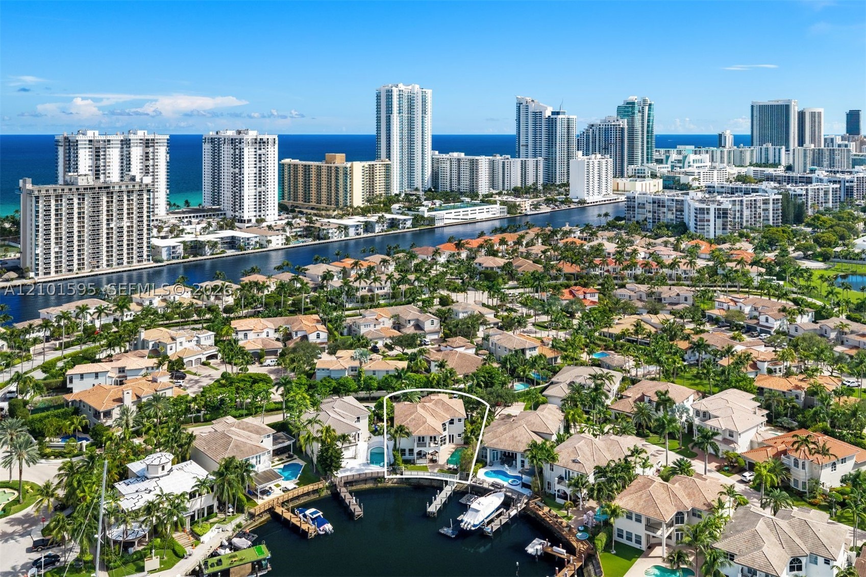 1426 Commodore Way Hollywood, FL 33019