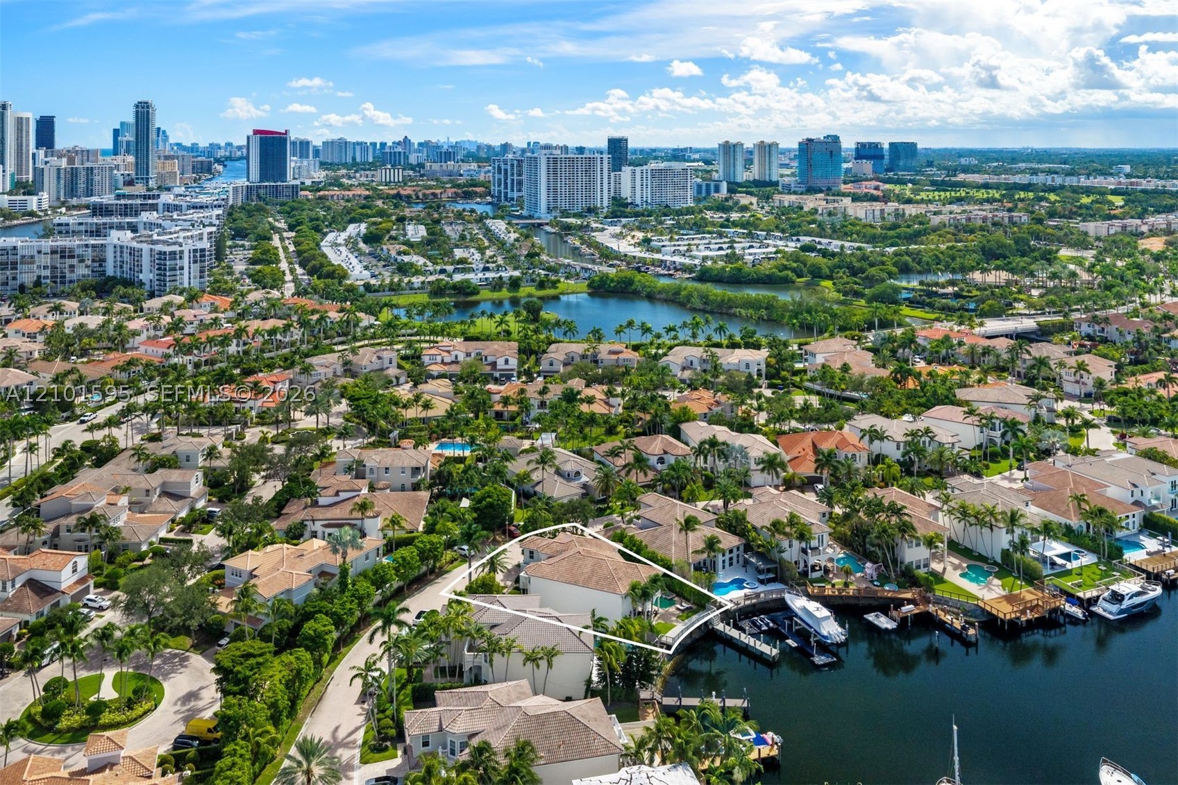 1426 Commodore Way Hollywood, FL 33019