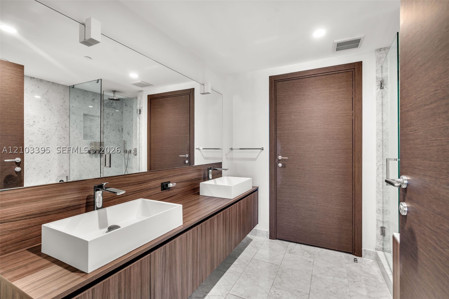 image Brickell Flatiron11