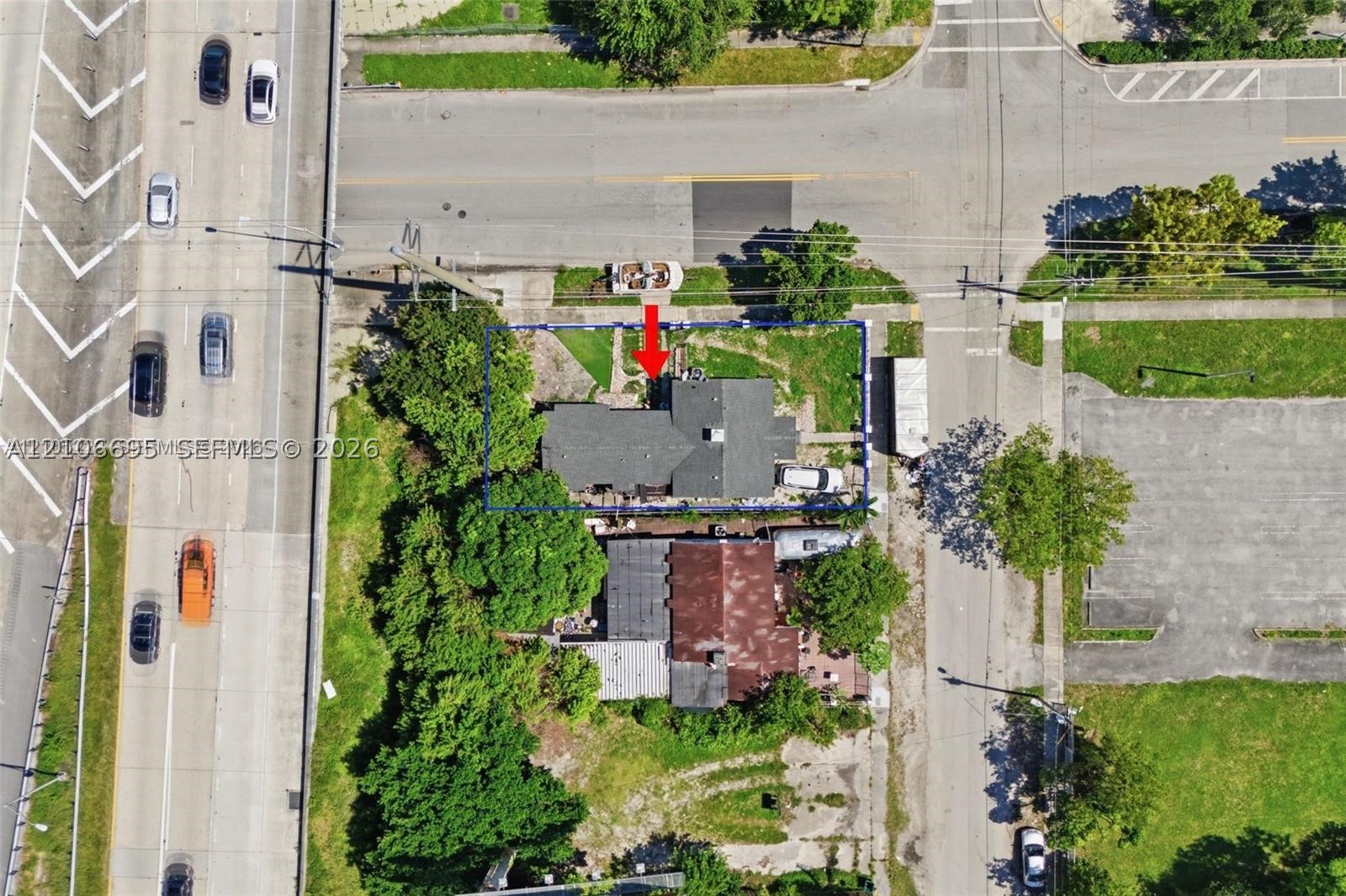 301 NW 37th St Miami, FL 33127