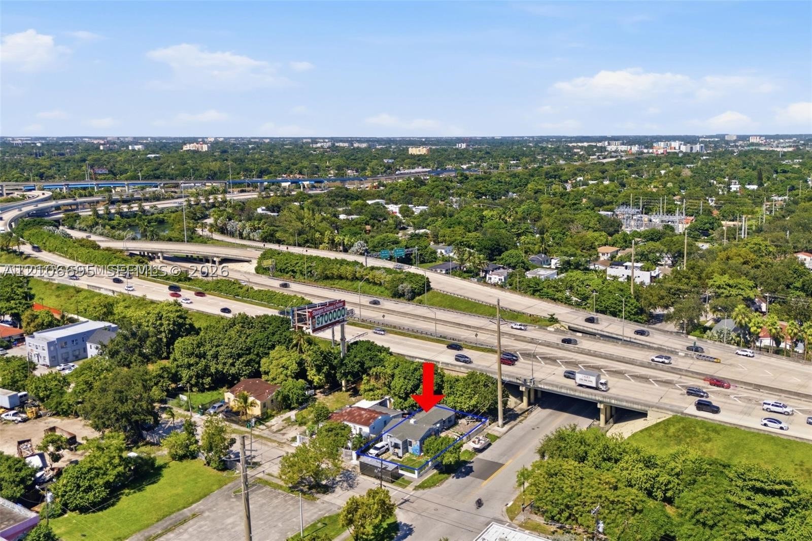 301 NW 37th St Miami, FL 33127