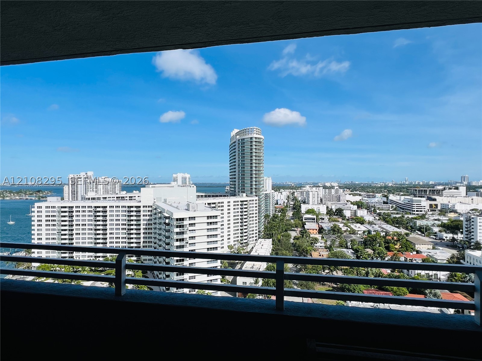 image The Waverly at South Beach2