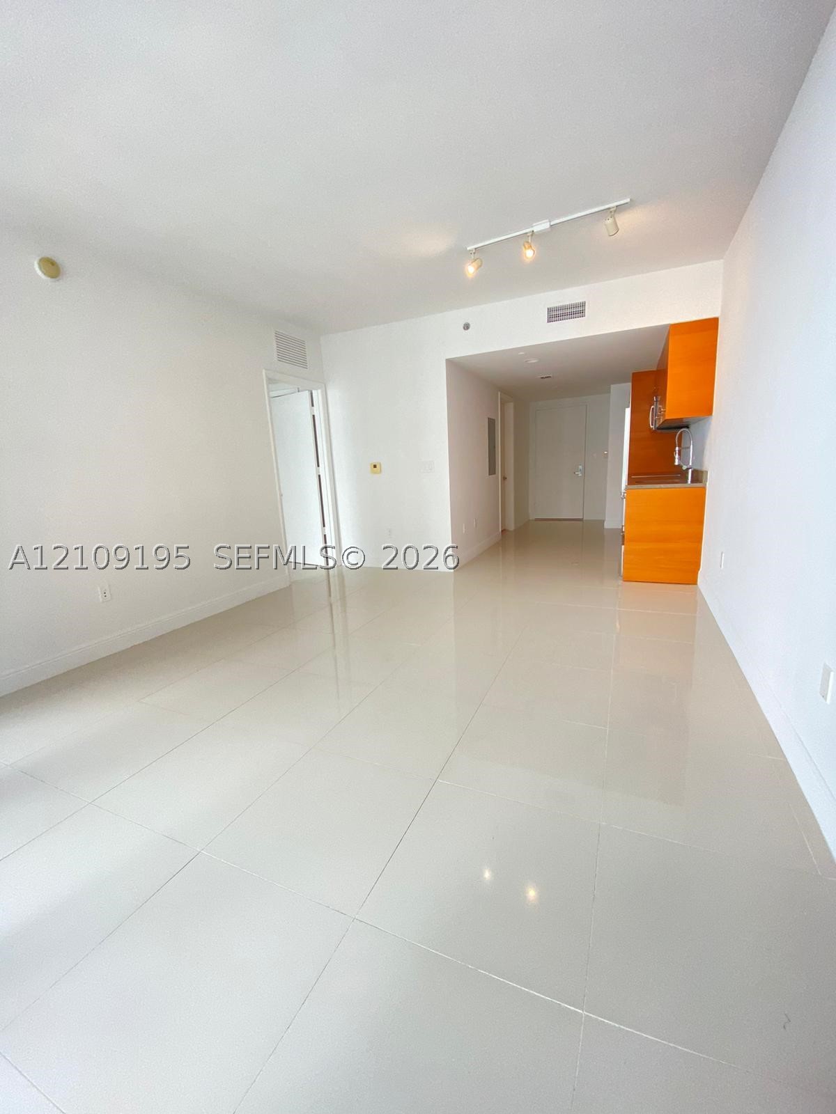 495 Brickell Ave #4408 Miami, FL 33131