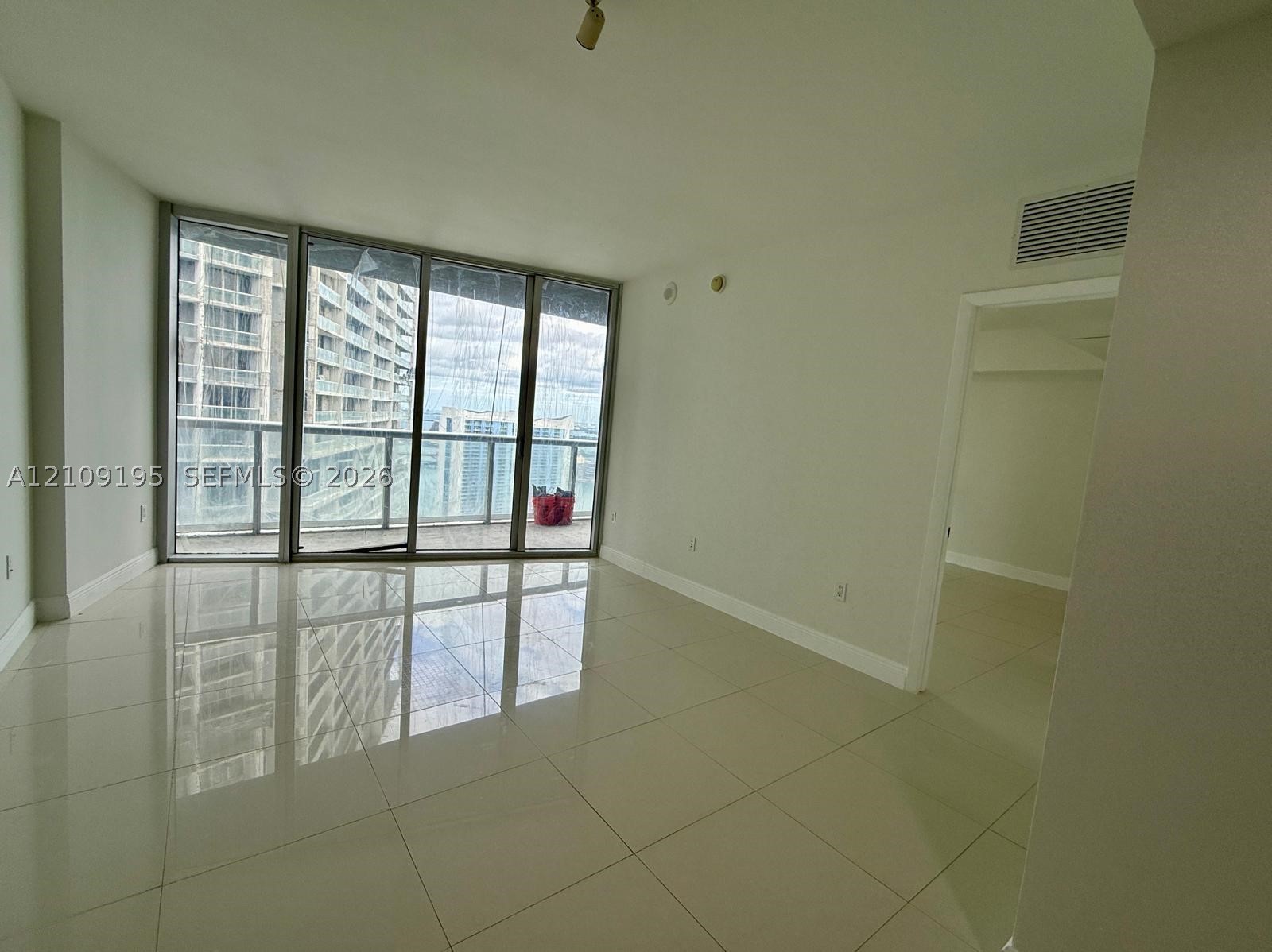 495 Brickell Ave #4408 Miami, FL 33131