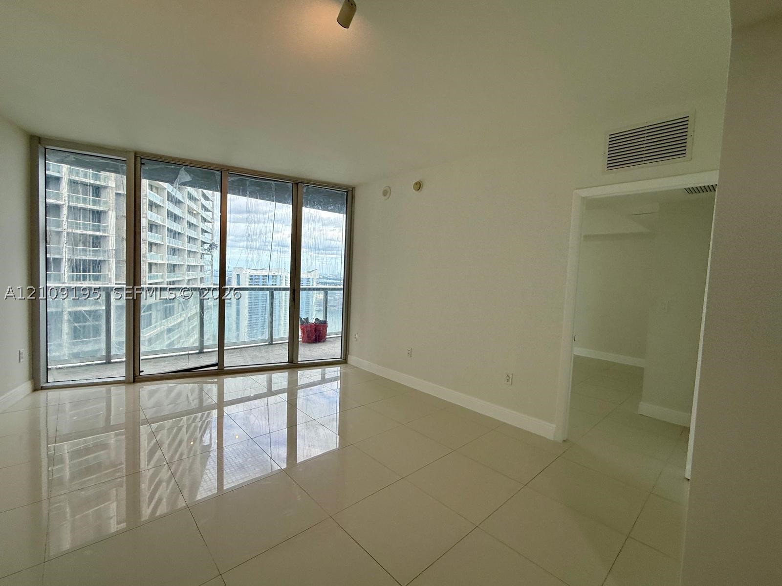 495 Brickell Ave #4408 Miami, FL 33131